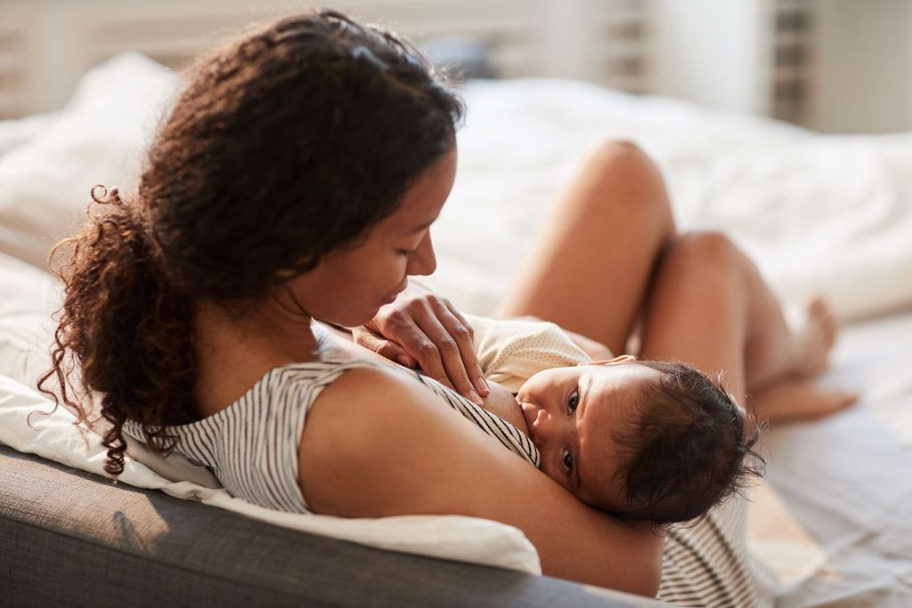 La leche materna es el mejor alimento para niños y niñas durante sus primeros 6 meses de vida. La leche materna es el mejor alimento para niños y niñas durante sus primeros 6 meses de vida.