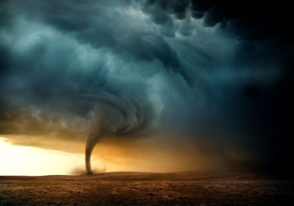 Tornado. Tornado.