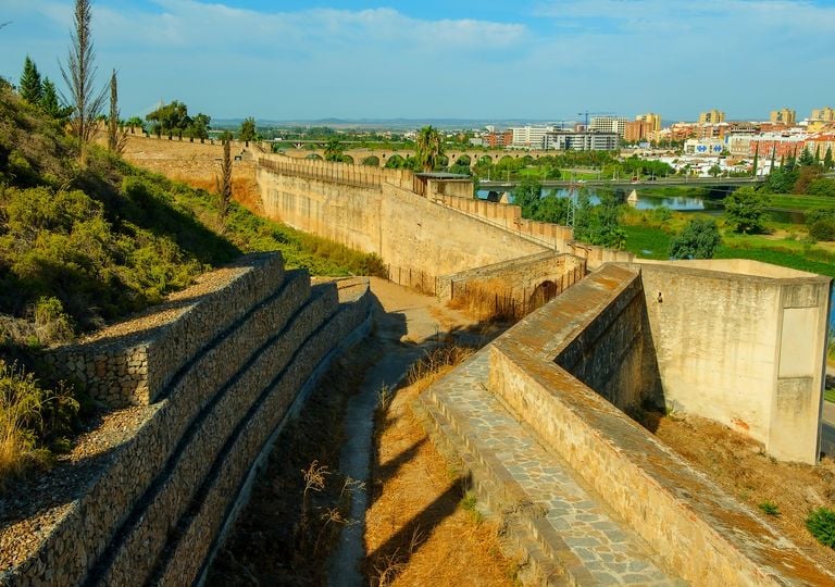 The longest wall in Europe is in Spain and measures 6.5 kilometres